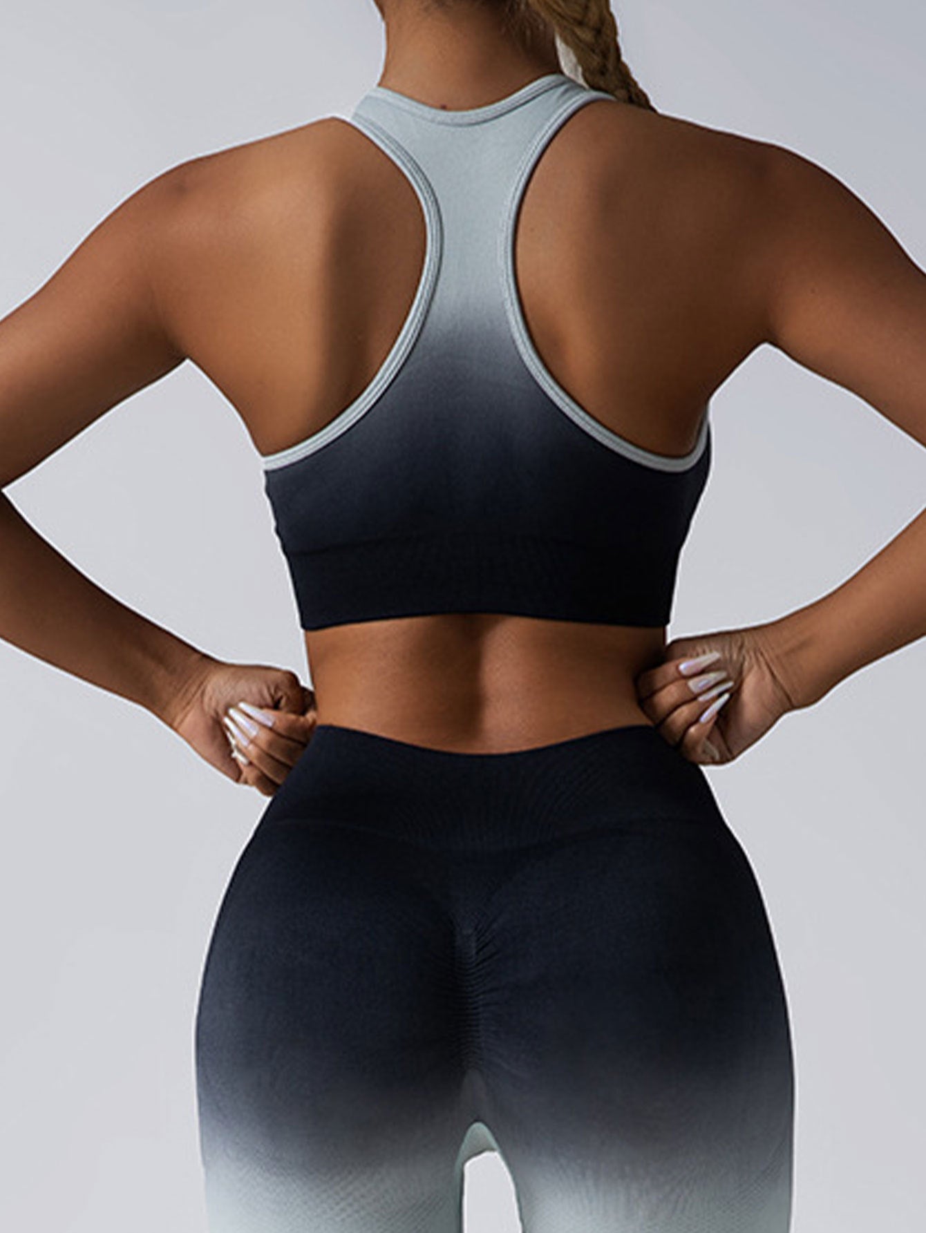 Karvé Sculpt Seamless