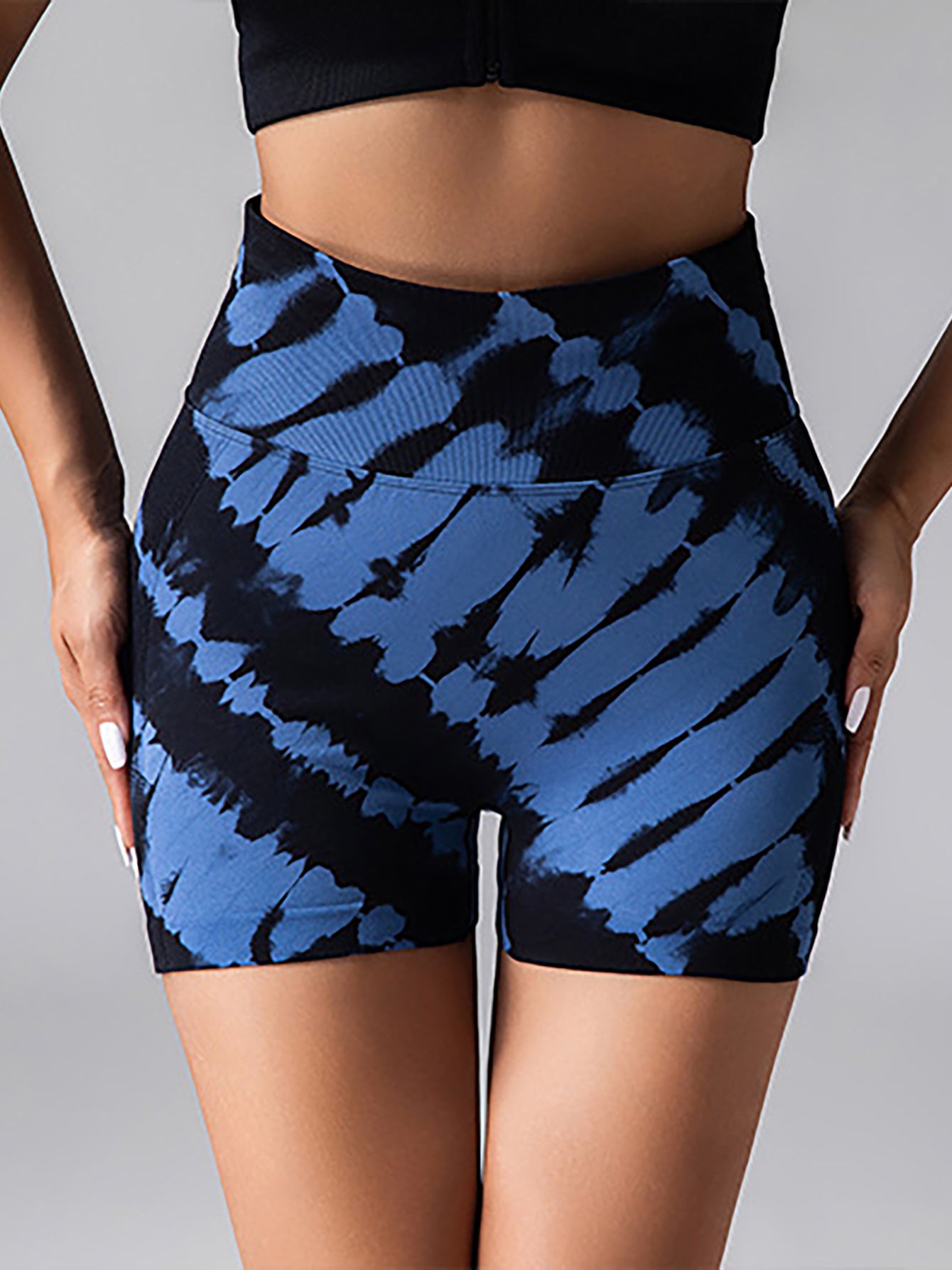 Yüksek Bel Batik Desenli Spor Şort