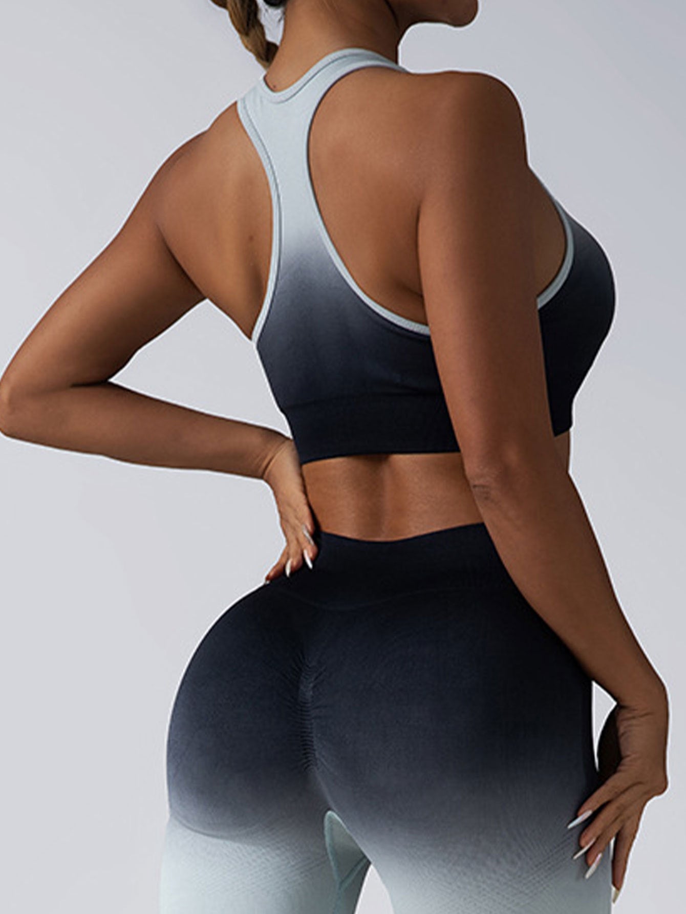 Karvé Sculpt Seamless