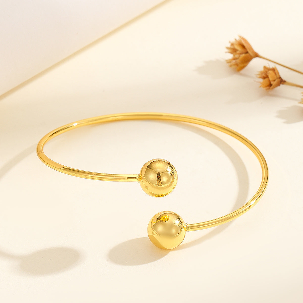 Orbis Gold – Minimal Zarafetin Simgesi