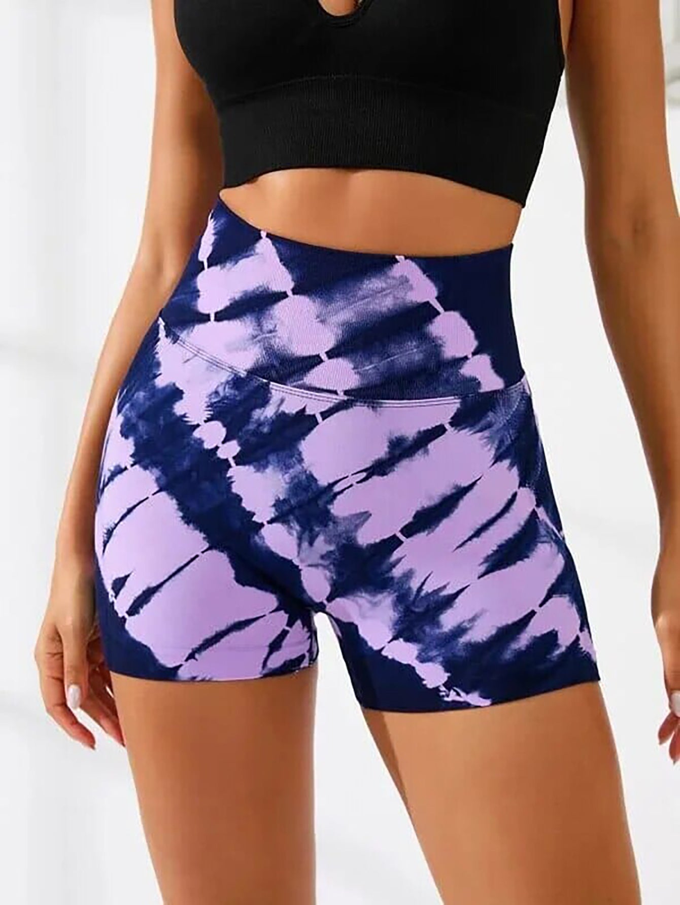 Yüksek Bel Batik Desenli Spor Şort