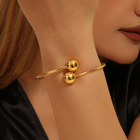 Orbis Gold – Minimal Zarafetin Simgesi
